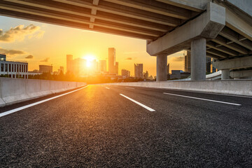 为什么说保护野生动植物,就是保护我们的家园,就是保护我们自己-